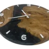 Wanduhr-in-Schwarz-Weiss_result Falióra tölgyfából és fekete epoxigyantából fehér számokkal és mutatókkal